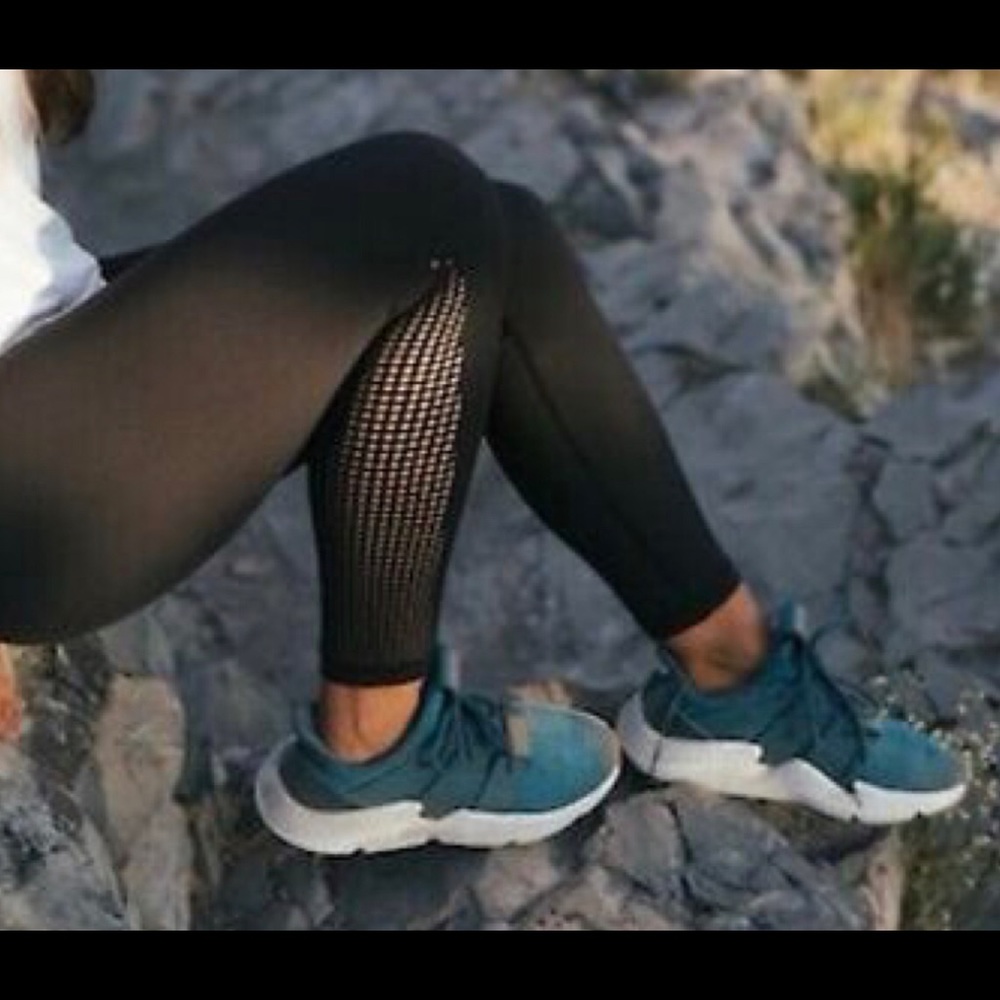 Zyia active black flame leggings M